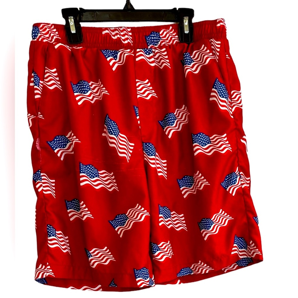 Bass Pro shop American flag swim trunk men M